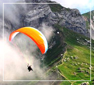 himachal tour packages paragliding